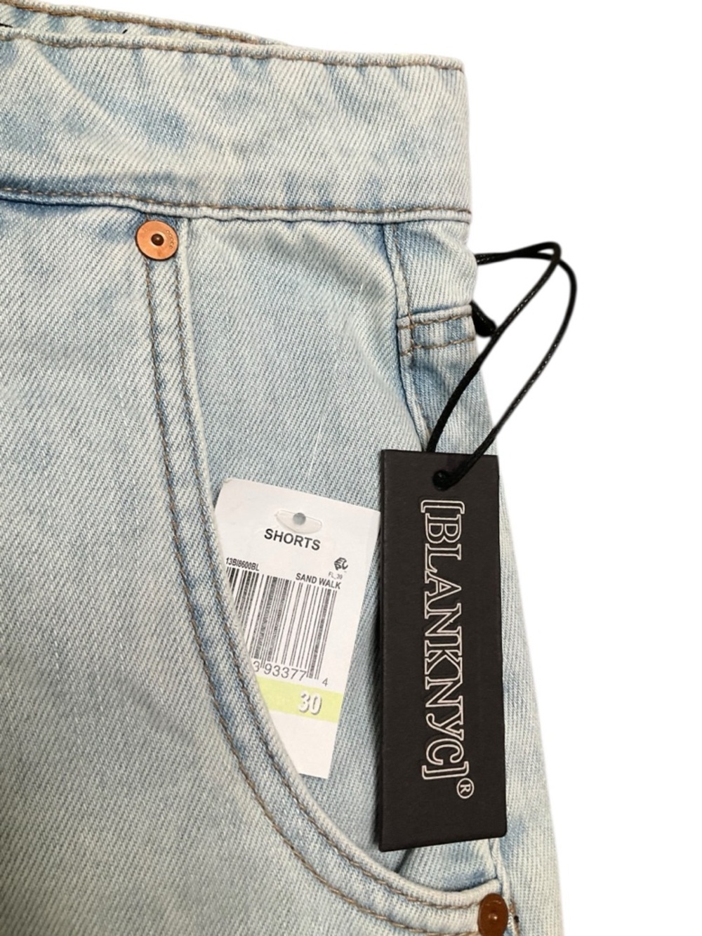 BLANK NYC Women’s Denim Shorts Light Wash Denim Drawstring Shorts Size 30 NWT - Picture 10 of 13